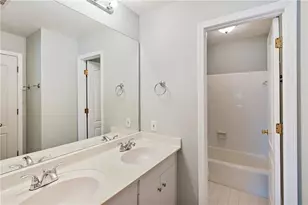 1750 Manor Brook Way, Snellville, GA 30078 - Photo 32