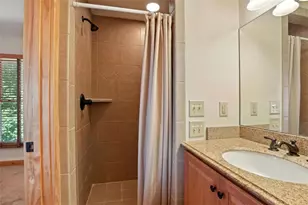 929 Hickory Nut Mountain Rd, Tallulah Falls, GA 30573 - Photo 36