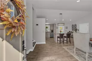 1023 Hickory Nut Ln, Lawrenceville, GA 30043 - Photo 4