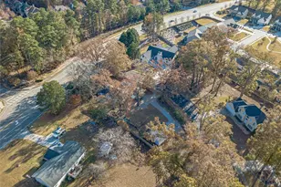 1965 Holland Park Dr, Buford, GA 30519 - Photo 52