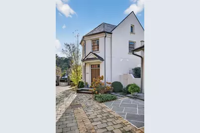 201 Dovecrest Drive, Atlanta, GA 30305 - Photo 2