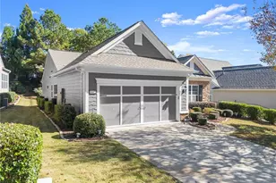 6443 Autumn Crest Ln, Hoschton, GA 30548 - Photo 2