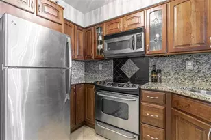 2870 Pharr Ct South NW, Atlanta, GA 30305 - Photo 6