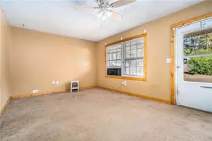 219 Briarwood Dr, Dallas, GA 30132 - Photo 6