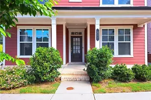 637 Stan Hope Ln, Suwanee, GA 30024 - Photo 2