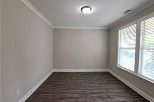 637 Stan Hope Ln, Suwanee, GA 30024 - Photo 4