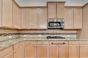 549 Butterfly Ln, Braselton, GA 30517 - Photo 10