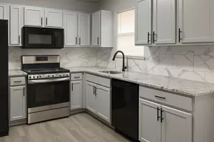 8258 Champion Trail, Fairburn, GA 30213 - Photo 6