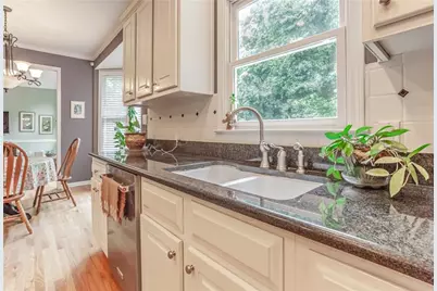 110 Sutton Court, Tyrone, GA 30290 - Photo 14