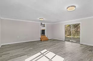 1028 Dixie Dr, Jonesboro, GA 30236 - Photo 8