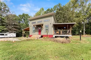 101 Rocket Dr, Cleveland, GA 30528 - Photo 2