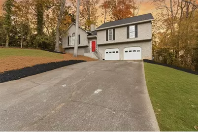 1865 Hickory Creek Court NW, Acworth, GA 30102 - Photo 4