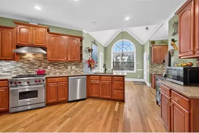 711 Ashley Wilkes Way, Loganville, GA 30052 - Photo 4