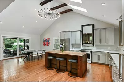 2067 Fairhaven Circle NE, Atlanta, GA 30305 - Photo 14