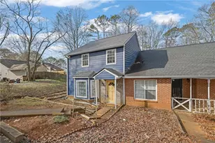 5073 Farm Valley Dr NE, Woodstock, GA 30188 - Photo 2