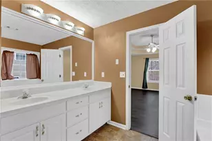 1010 Chapel Hill Dr, Lawrenceville, GA 30045 - Photo 20