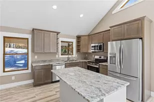 1054 Lakeland Dr, Ellijay, GA 30540 - Photo 10