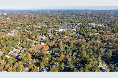 4961 Long Island Drive NW, Sandy Springs, GA 30327 - Photo 10