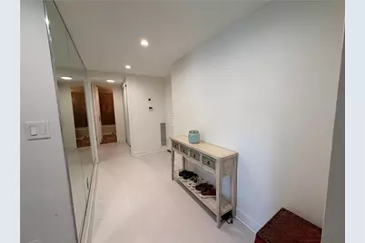 130 Twenty 6th Street # 214, Atlanta, GA 30309 - Photo 2