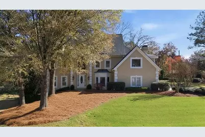 125 Savannah Estates Drive, Atlanta, GA 30350 - Photo 2