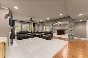 6380 Lake Oak Landing, Cumming, GA 30040 - Photo 40