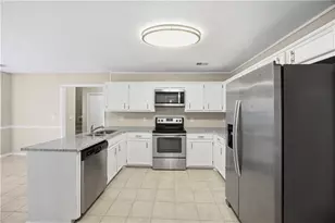 590 Ridgemont Dr, Roswell, GA 30076 - Photo 6