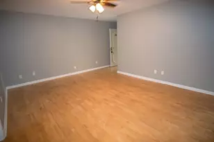 204 Triumph Dr NW, Atlanta, GA 30327 - Photo 12