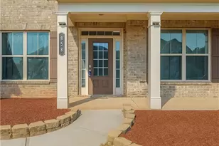 858 W Union Grove Cir, Auburn, GA 30011 - Photo 2