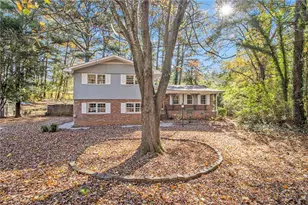 2161 Carson Valley Dr, Tucker, GA 30084 - Photo 2