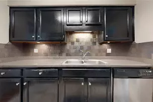 25205 Plantation Dr NE, Atlanta, GA 30324 - Photo 6