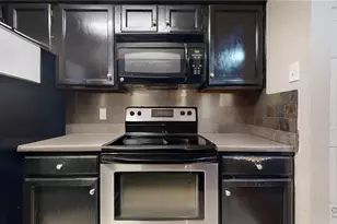 25205 Plantation Dr NE, Atlanta, GA 30324 - Photo 8