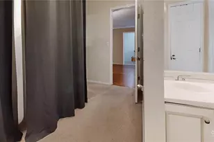 25205 Plantation Dr NE, Atlanta, GA 30324 - Photo 44