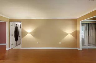 25205 Plantation Dr NE, Atlanta, GA 30324 - Photo 16