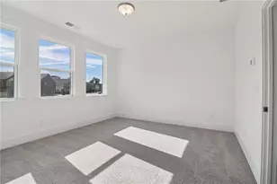 1676 Gunnin Trce NW, Atlanta, GA 30318 - Photo 32