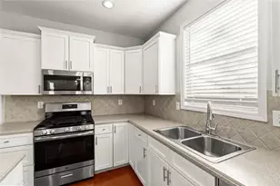 2600 Wolf Lake Dr SW, Atlanta, GA 30349 - Photo 14