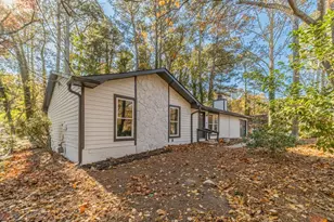 4046 Jami Ln, Snellville, GA 30039 - Photo 2