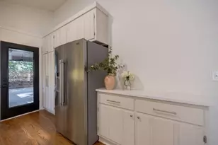 922 Barton Woods Rd NE, Atlanta, GA 30307 - Photo 12