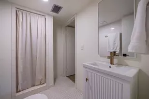 922 Barton Woods Rd NE, Atlanta, GA 30307 - Photo 38