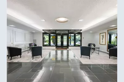 2965 Pharr Court South NW #102, Atlanta, GA 30305 - Photo 16