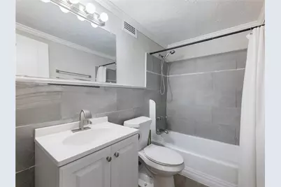 2965 Pharr Court South NW #102, Atlanta, GA 30305 - Photo 14