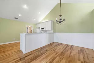 945 Burnt Hickory Cir NW, Marietta, GA 30064 - Photo 10