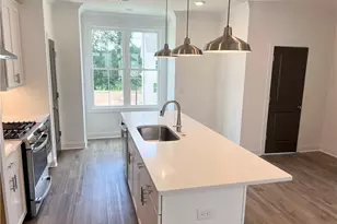 635 Silva St, Cumming, GA 30040 - Photo 14