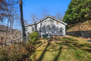 2226 Layson Rd, Hiawassee, GA 30546 - Photo 32