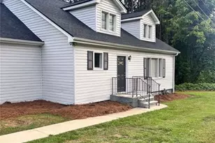 494 W Crogan St, Lawrenceville, GA 30046 - Photo 1