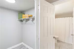 795 Hammond Dr, Atlanta, GA 30328 - Photo 16