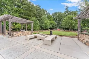 795 Hammond Dr, Atlanta, GA 30328 - Photo 28