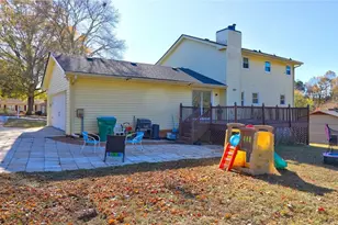 3839 Saddle Ridge Dr, Snellville, GA 30039 - Photo 6