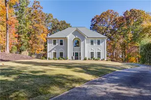 835 Buttercup Trce, Johns Creek, GA 30022 - Photo 2