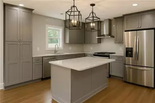 2739 Flagstone Dr, Atlanta, GA 30316 - Photo 4