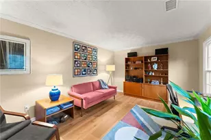 1541 Kinglet Ln, Marietta, GA 30062 - Photo 8